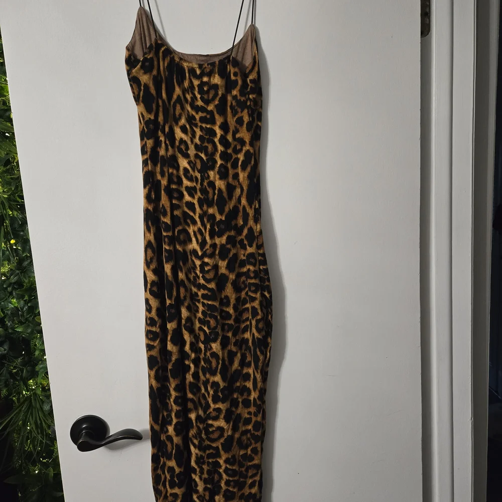 JLUXLABEL Leopard Print Midi Dress - Picture 2 of 4